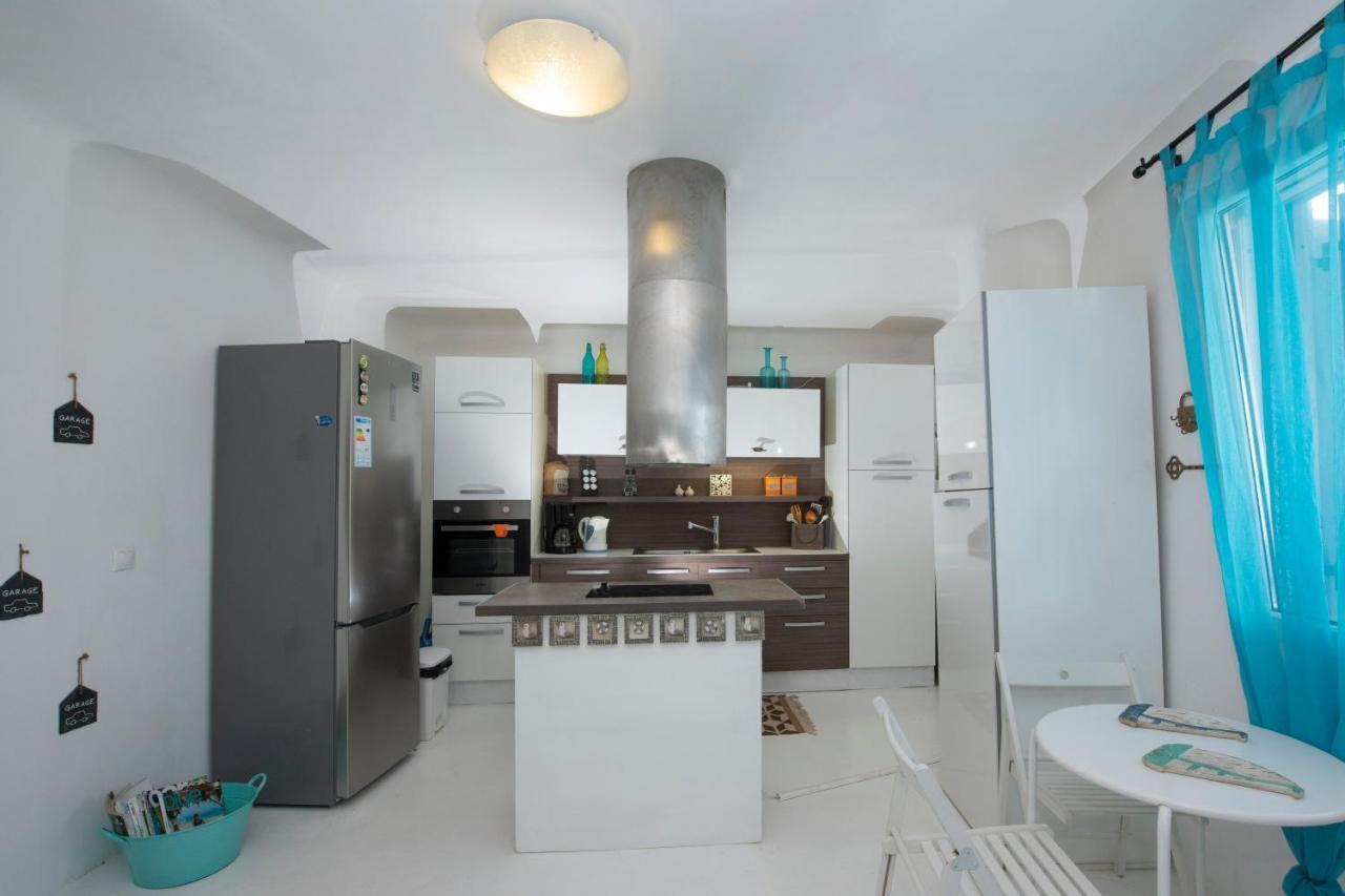 Villa Merhia Seaview Oasis With Pool & Hot Tub Экстерьер фото